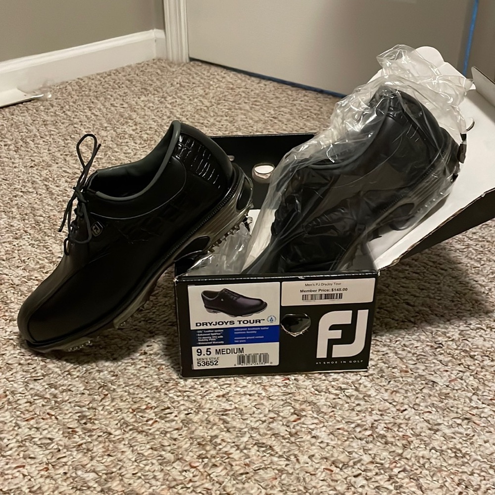 BRAND NEW FJ DRYJOYS TOUR GOLF SHOE